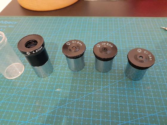 Oculaires Vixen Or et Kellner