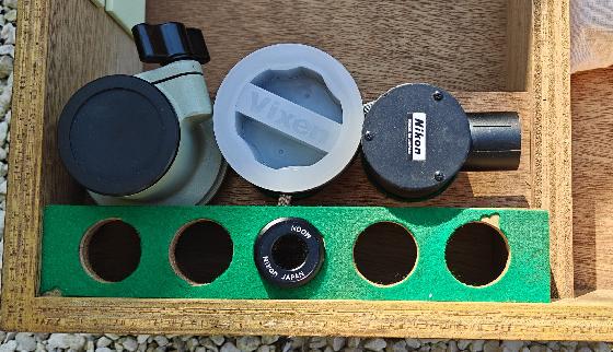 Nikon 100ED/1200 + Caisse d'origine et accessoires