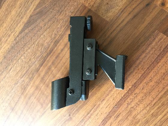 Chercheur point rouge Omegon 