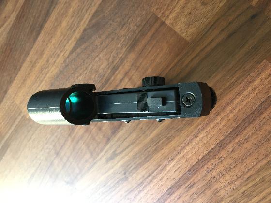 Chercheur point rouge Omegon 