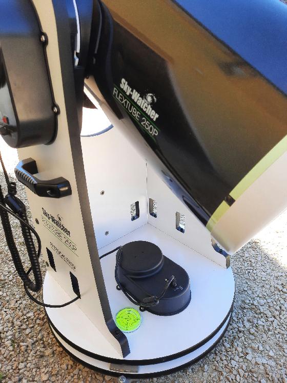 Skywatcher FlexTube 250P Go-To 