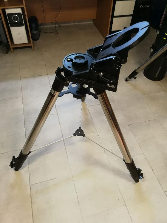 Trepied Meade + table équatoriale Meade
