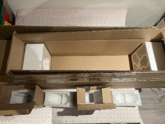 Vends monture, optique, accéssoires.