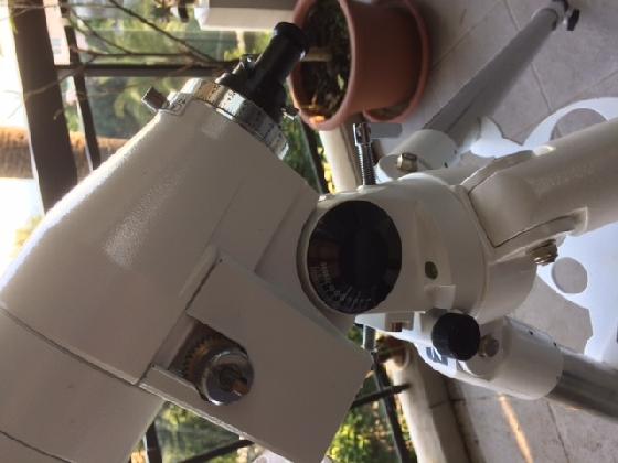 monture skywtacher neq5 motorisée 2 axes