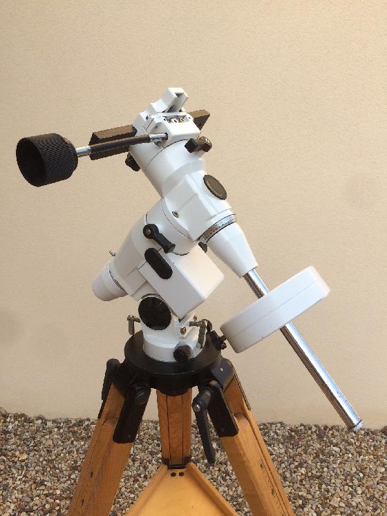 Monture EQ5 sur trépied Berlebach