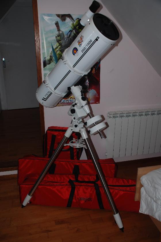Télescope PERL Bellatrix NEQ-5 200/1000 + SACS Transport GEOPTIK + moteurAC/DEC + accessoires