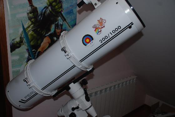 Télescope PERL Bellatrix NEQ-5 200/1000 + SACS Transport GEOPTIK + moteurAC/DEC + accessoires