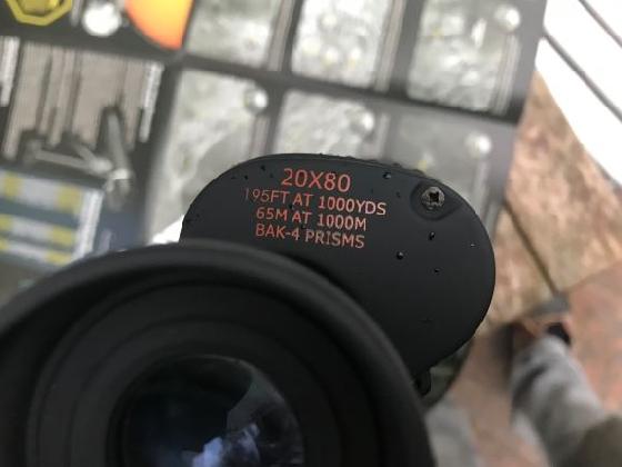 Jumelles Celestron SkyMaster 20x80 + Trépied + Guides