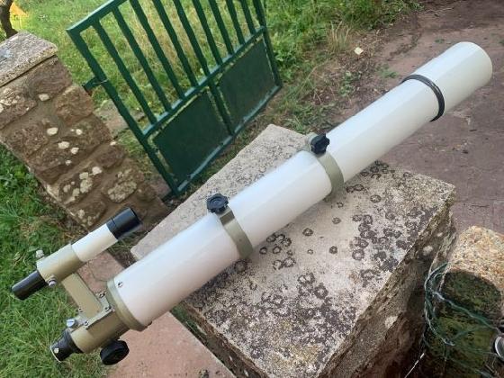 VIXEN CUSTOM 80M JAPAN with accessories - 80/910 & F11,4 - 1982