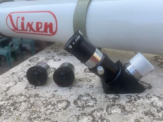 VIXEN CUSTOM 80M JAPAN with accessories - 80/910 & F11,4 - 1982