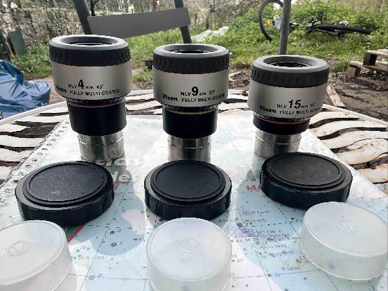 VIXEN Set de 3 oculaires NLV 4mm, 9mm 15mm "TWIST UP" made in Japan