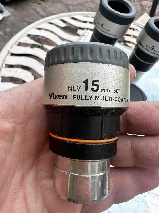 VIXEN Set de 3 oculaires NLV 4mm, 9mm 15mm "TWIST UP" made in Japan