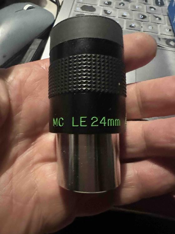 TAKAHASHI LE 2 oculaires 12,5mm & 24mm 1,25" 53°