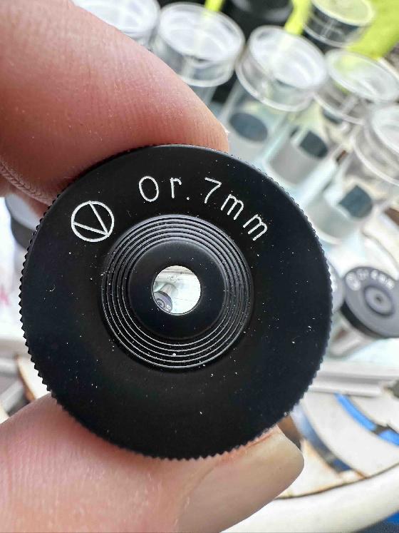 VIXEN Set de 11 oculaires 0,965" de 4mm à 40mm Japan avec boite Vixen jaune fluo