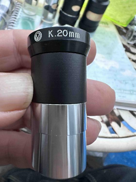 VIXEN Set de 11 oculaires 0,965" de 4mm à 40mm Japan avec boite Vixen jaune fluo