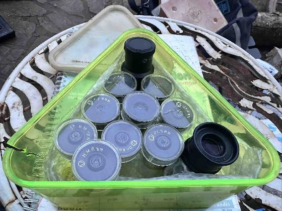 VIXEN Set de 11 oculaires 0,965" de 4mm à 40mm Japan avec boite Vixen jaune fluo