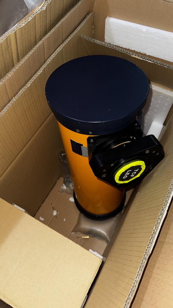 Takahashi Epsilon 160 + Focuser Optec TCF-Leo