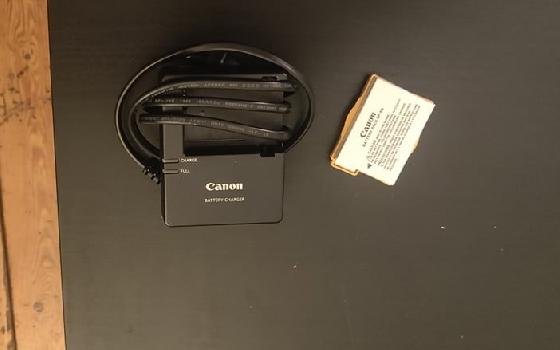 Canon EOS 700D défiltré, très bon état.