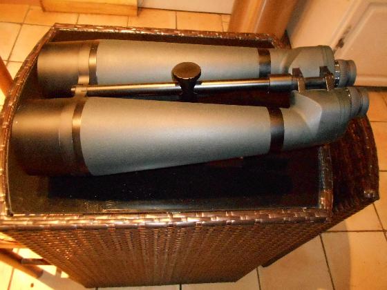 Jumelles astronomiques Brightsky ( Omegon) 28x110 et valise pour bricoleur