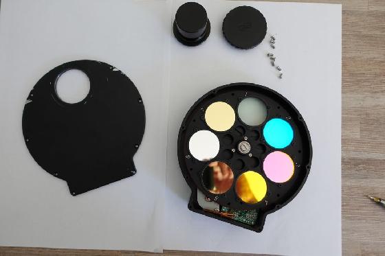 Roue à filtres 7 positions ZWO + 7 filtres ZWO LRGBSHO 36mm