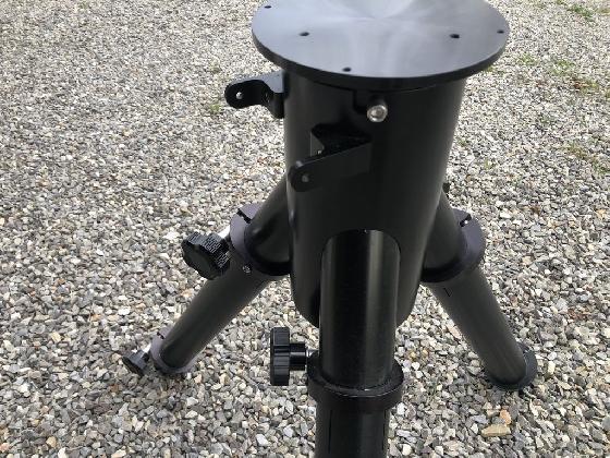 Trepied Massif LOSMANDY TITAN