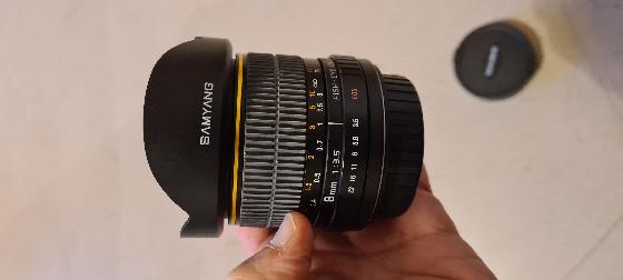 Objectif Samyang fisheye 8mm 3.5 canon EF