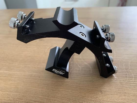 Support pour chercheur avec triple embase Kepler 