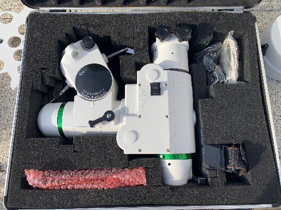 HEQ5 Pro GO-TO + câble EQMOD + alimentation secteur + valise de transport