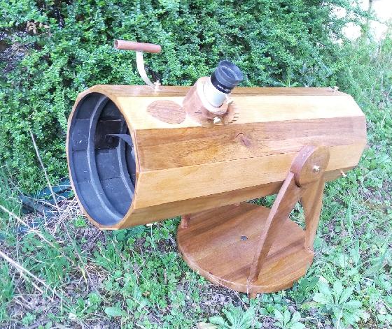 Telescope "fusée de Tintin" 