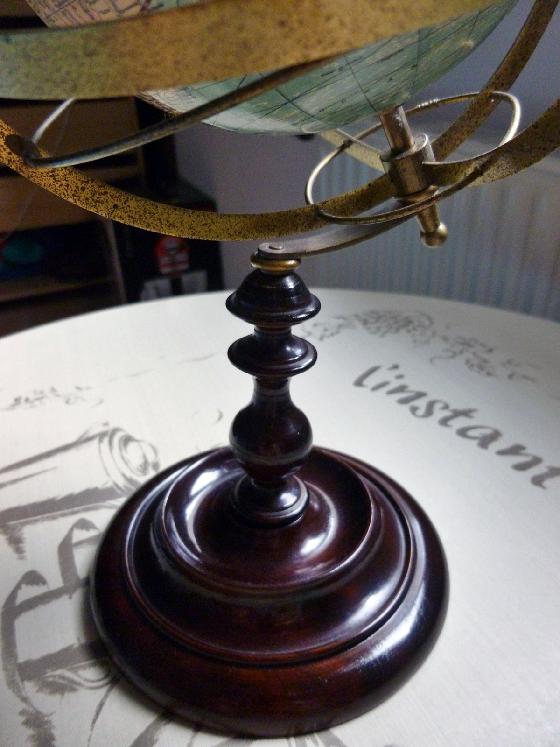 Filtre Lumicon OIII / Sphère armillaire Terrestre