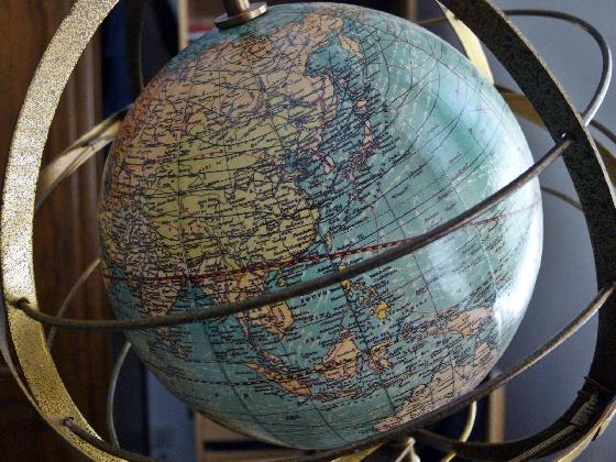 Filtre Lumicon OIII / Sphère armillaire Terrestre