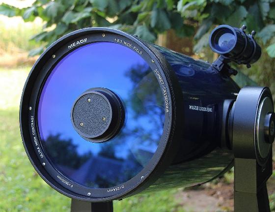 A vendre Télescope MEADE LX 200, diamètre 254 mm