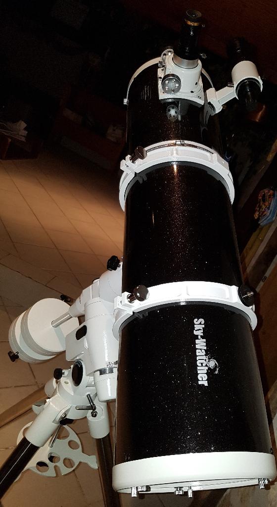 skyWatcher 200/1000 sur Neq5