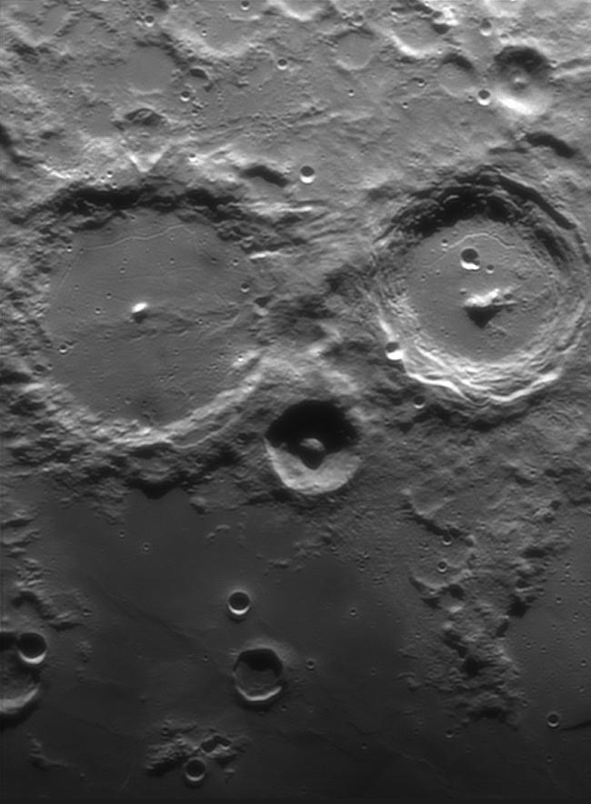 APOD du 17.07.2021 : La Lune vous regarde !