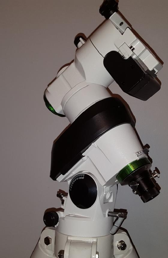 NEQ5 GOTO + Skywatcher 200/1000 + Accessoires