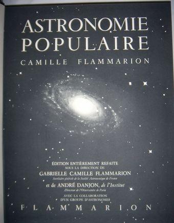 TROIS GRANDS LIVRES  D'ASTRONOMIE