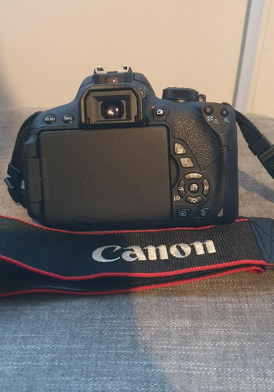 Canon 700d défiltré partiel 