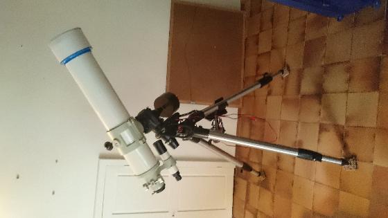 Takahashi FS-128 sur trepied motorisé Nexstar CELESTRON