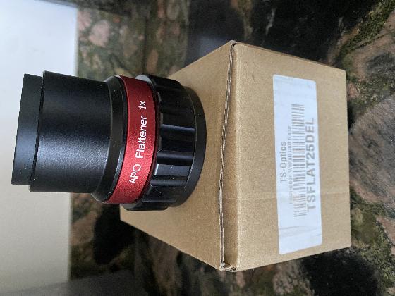 Bresser AR152s + TS flattener 25DEL neuf