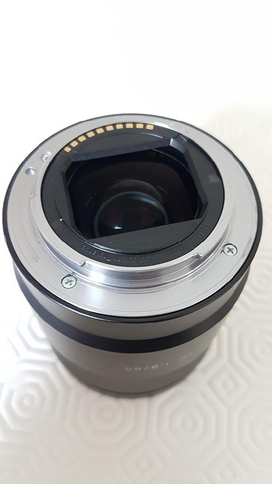 Objectif Zeiss 55 mm / 1.8 Plein format Sony FE