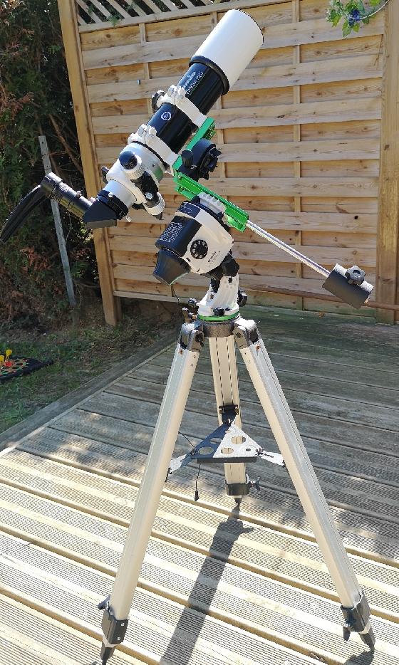 Lunette apochromatique 72mm Skywatcher avec monture Star Adventurer 