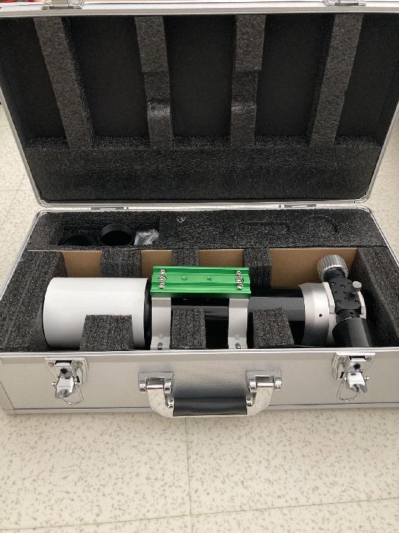 Lunette Skywatcher 72ED