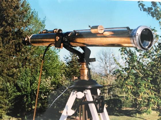 LUNETTE M. MANENT BON ETAT FOCALE 1500m/m