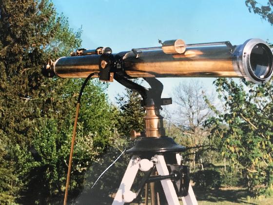 LUNETTE M. MANENT BON ETAT FOCALE 1500m/m