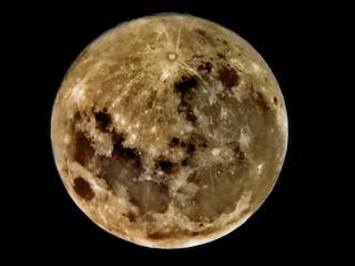 Super Lune d'avril (avec un jolie style) 