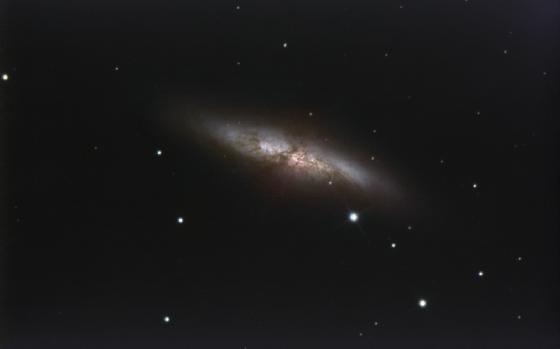 M82 - couleur - T300