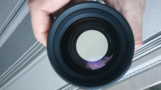 Samyang 85mm F1.4 (Canon) + 450D défiltré