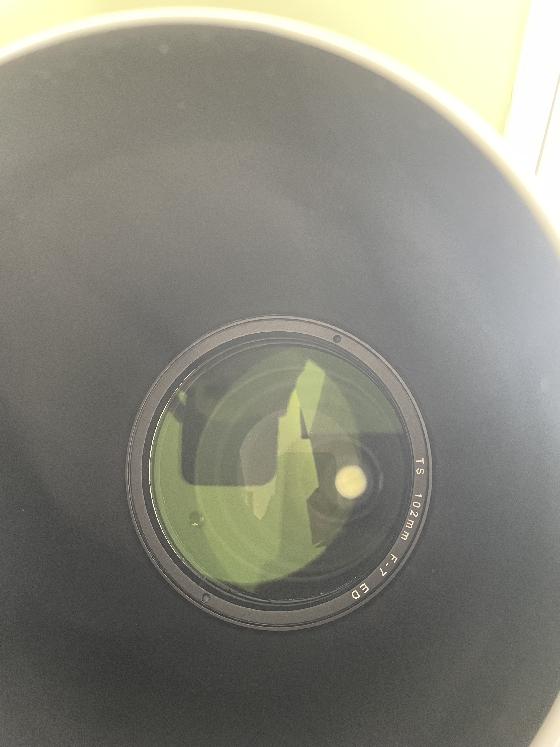 élescope réfracteur TS ED 102 mm Doublet f / 7 avec focaliseur 2,5 "