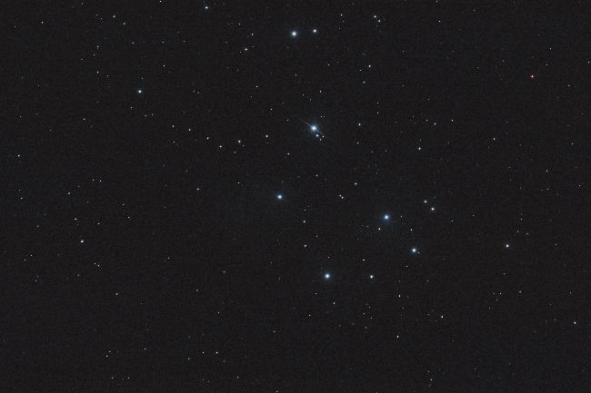 Les Pleiades M45 Seven Sisters