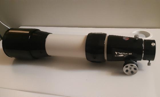 TV 85 en excellent état 